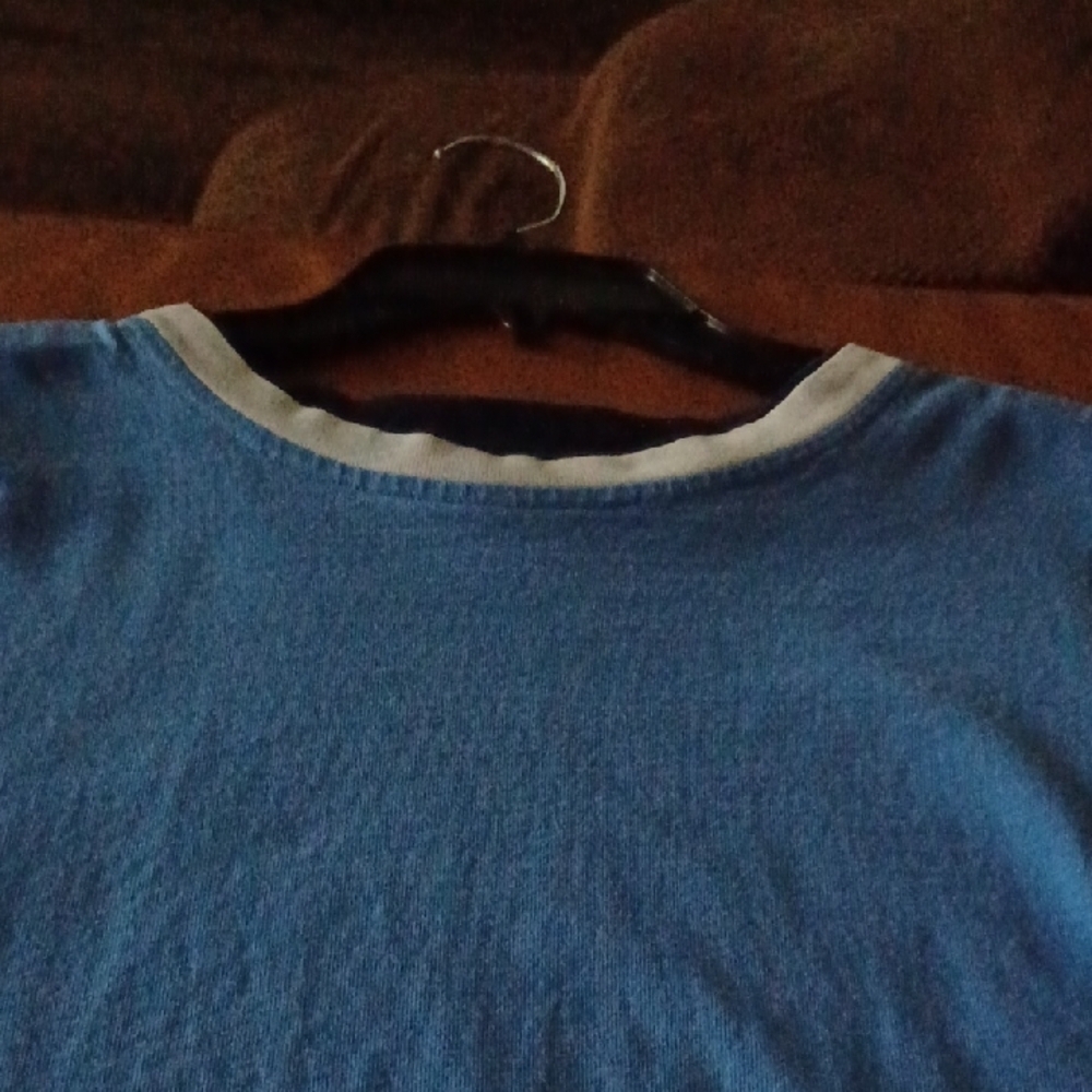 -- 212NYC Blue and White Top Men's Size Large Cotton - Picture 4 of 9